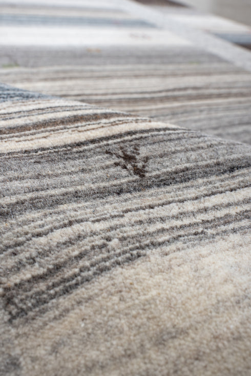 Vintage Gabbe Area Rug (5' x 7')